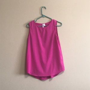 Hot pink top!